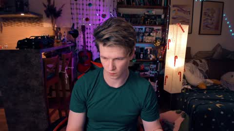 Snapshot of brestonsweet chatting on 18, 12, 2024 brestonsweet online show from 18, 12, 2024