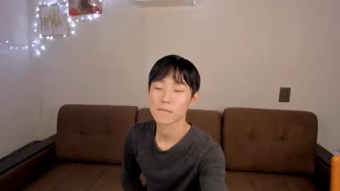 Snapshot of brian_stars chatting on 2, 2, 2025 Brian boy online show from 2, 2, 2025