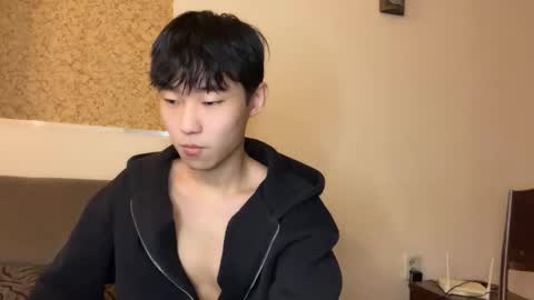 Snapshot of brian_stars chatting on 14, 10, 2025 Brian boy online show from 14, 10, 2025