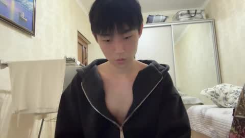 Snapshot of brian_stars chatting on 22, 4, 2026 Brian boy online show from 22, 4, 2026