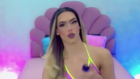 BRIANA online show from 22, 1, 2025