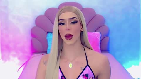 BRIANA online show from 28, 1, 2025