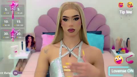 BRIANA online show from 12, 9, 2025