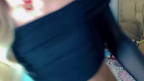 BRIANA online show from 19, 11, 2025