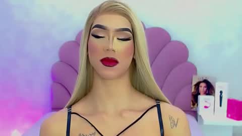 BRIANA online show from 5, 3, 2026