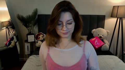 Snapshot of briarwynn chatting on 12, 1, 2026 briarwynn online show from 12, 1, 2026