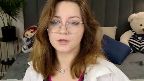 Snapshot of briarwynn chatting on 3, 2, 2026 briarwynn online show from 3, 2, 2026