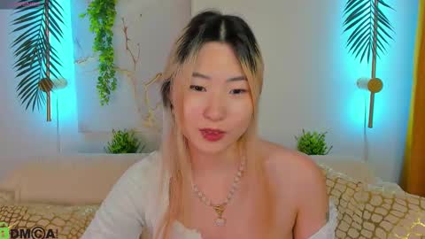 Snapshot of bridgetbottrel chatting on 11, 9, 2025 Bridget online show from 11, 9, 2025