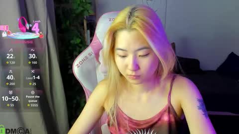 Snapshot of bridgetbottrel chatting on 3, 10, 2025 Bridget online show from 3, 10, 2025