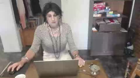 bridgetfouru online show from 24, 11, 2025