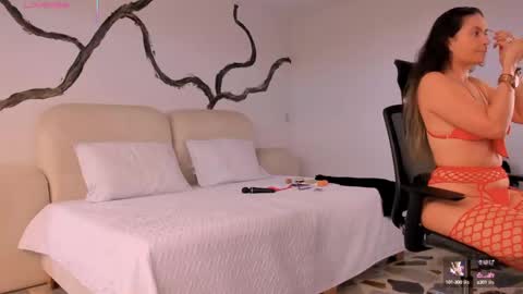 Snapshot of bridgetrodriguez chatting on 24, 2, 2025 online show from 24, 2, 2025