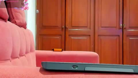 Snapshot of bridgetrodriguez chatting on 17, 11, 2025 online show from 17, 11, 2025