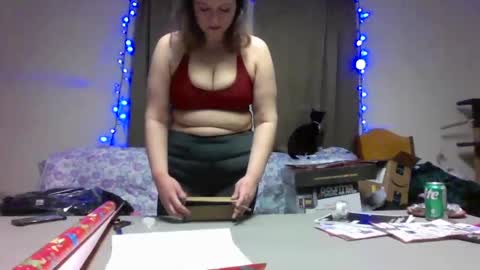 Snapshot of bridgette1992 chatting on 18, 12, 2025 Bridgette1992 online show from 18, 12, 2025