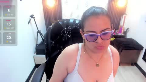 Snapshot of brigittemiller chatting on 25, 2, 2025 BRIGITTE online show from 25, 2, 2025