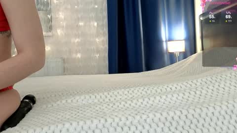 Snapshot of brilliant_kiss chatting on 5, 1, 2026 brilliant_kiss online show from 5, 1, 2026