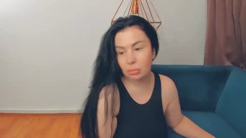 Snapshot of brilliantegirl_ chatting on 5, 7, 2026 brilliantegirl_ online show from 5, 7, 2026