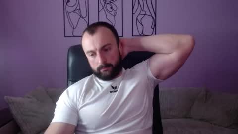 brindlefly69 online show from 16, 4, 2026