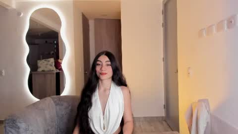 britany lenox online show from 30, 6, 2026