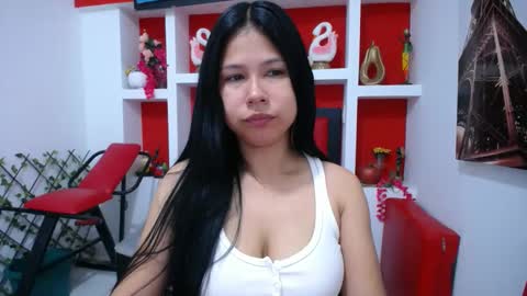 Snapshot of britanyx1 chatting on 11, 10, 2025 britanyx1 online show from 11, 10, 2025