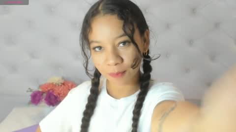 Snapshot of brithany_rousee chatting on 2, 12, 2024 Brithany Rousee online show from 2, 12, 2024