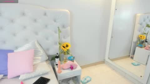 Snapshot of brithany_rousee chatting on 5, 12, 2024 Brithany Rousee online show from 5, 12, 2024