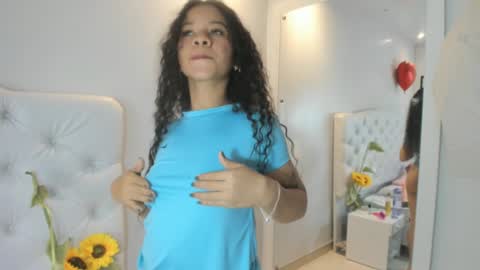 Snapshot of brithany_rousee chatting on 9, 12, 2024 Brithany Rousee online show from 9, 12, 2024