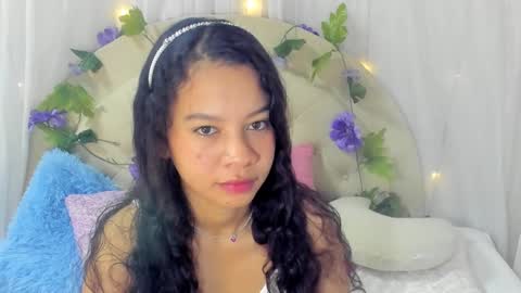 Snapshot of brithany_rousee chatting on 23, 12, 2024 Brithany Rousee online show from 23, 12, 2024