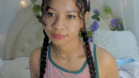 Snapshot of brithany_rousee chatting on 8, 1, 2025 Brithany Rousee online show from 8, 1, 2025