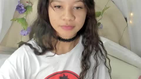 Snapshot of brithany_rousee chatting on 4, 2, 2025 Brithany Rousee online show from 4, 2, 2025