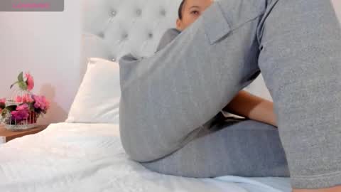 Snapshot of brithany_rousee chatting on 10, 9, 2025 Brithany Rousee online show from 10, 9, 2025