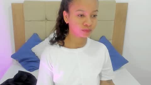 Snapshot of brithany_rousee chatting on 23, 9, 2025 Brithany Rousee online show from 23, 9, 2025