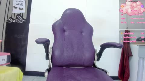 Snapshot of brithanyslim chatting on 13, 2, 2025 brithanyslim online show from 13, 2, 2025