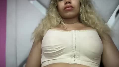Snapshot of brithneysquirt chatting on 14, 11, 2025 brithneysquirt online show from 14, 11, 2025