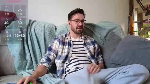 Snapshot of britishpoet chatting on 26, 9, 2025 Callum online show from 26, 9, 2025