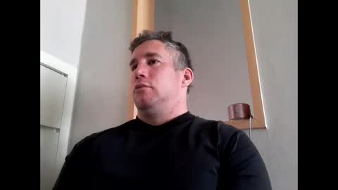 Snapshot of britishricky chatting on 28, 11, 2025 BritishRicky online show from 28, 11, 2025