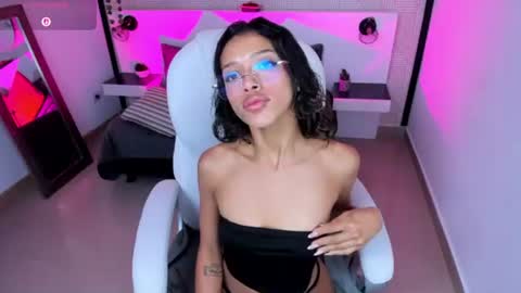 britney_collins_ online show from 11, 6, 2026