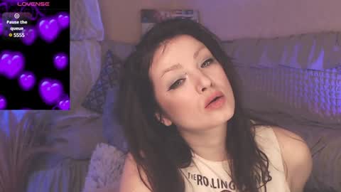 Snapshot of britneybarker chatting on 29, 1, 2025 britneybarker online show from 29, 1, 2025