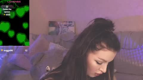 Snapshot of britneybarker chatting on 16, 2, 2025 britneybarker online show from 16, 2, 2025