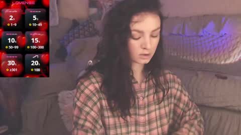 Snapshot of britneybarker chatting on 11, 3, 2025 britneybarker online show from 11, 3, 2025