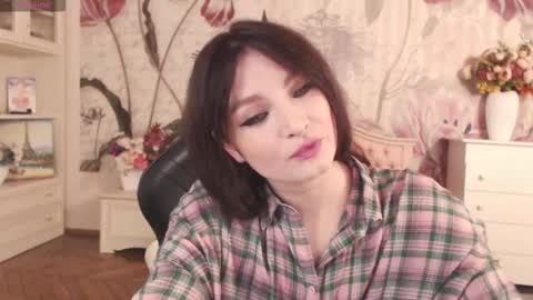 Snapshot of britneybarker chatting on 30, 9, 2025 britneybarker online show from 30, 9, 2025