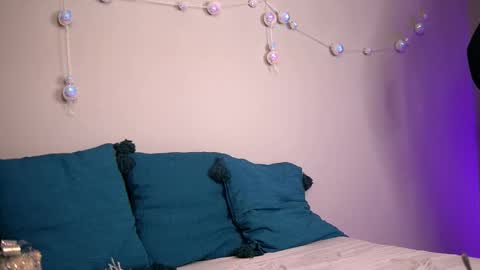 britneyhudson online show from 3, 12, 2025