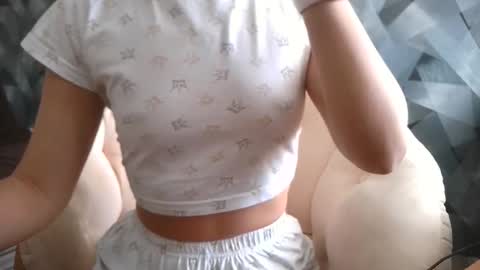 Snapshot of britneykittens chatting on 16, 9, 2025 BritneyKittens online show from 16, 9, 2025