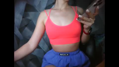 Snapshot of britneykittens chatting on 21, 10, 2025 BritneyKittens online show from 21, 10, 2025