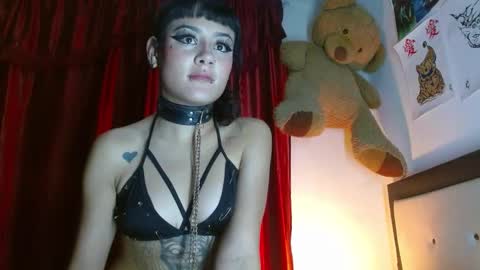 Snapshot of brittany_bubbles chatting on 3, 2, 2025 maru miaw Please help me to reach 100 thumbs up online show from 3, 2, 2025