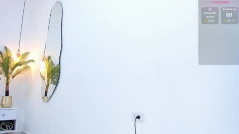 Snapshot of brittany_cute18 chatting on 22, 9, 2025 online show from 22, 9, 2025