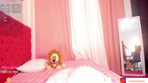 brittany 25 years old  happy as a worm  online show from 6, 3, 2025