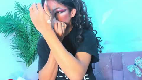 Snapshot of briyit_doll chatting on 10, 12, 2024 BRIYIT online show from 10, 12, 2024