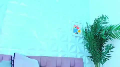 Snapshot of briyit_doll chatting on 22, 1, 2025 BRIYIT online show from 22, 1, 2025