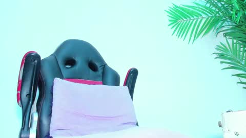 Snapshot of briyit_doll chatting on 30, 1, 2025 BRIYIT online show from 30, 1, 2025