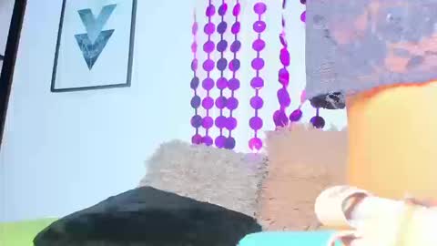 Snapshot of briyit_doll chatting on 15, 10, 2025 BRIYIT online show from 15, 10, 2025